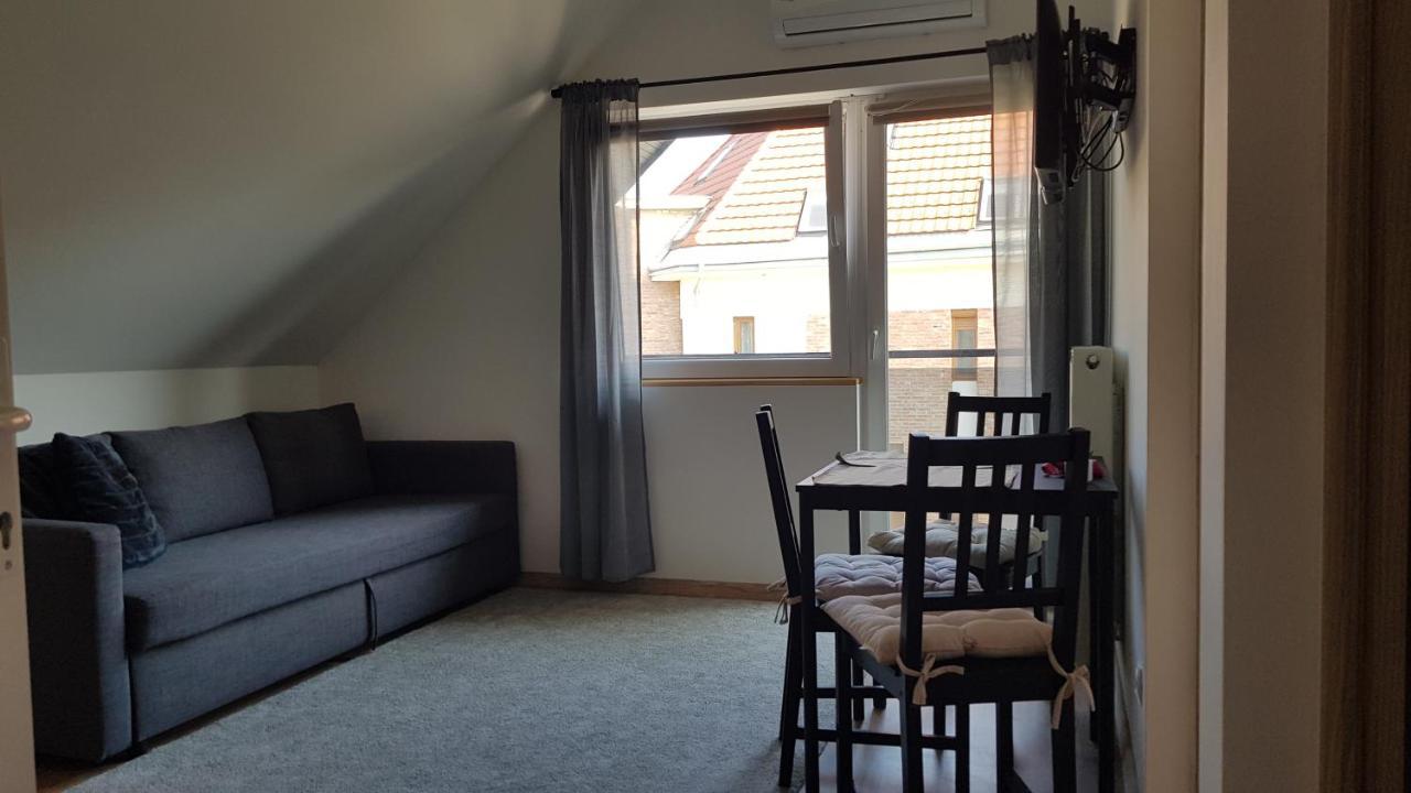 Vegvar Delux Apartman Gyula Exterior photo